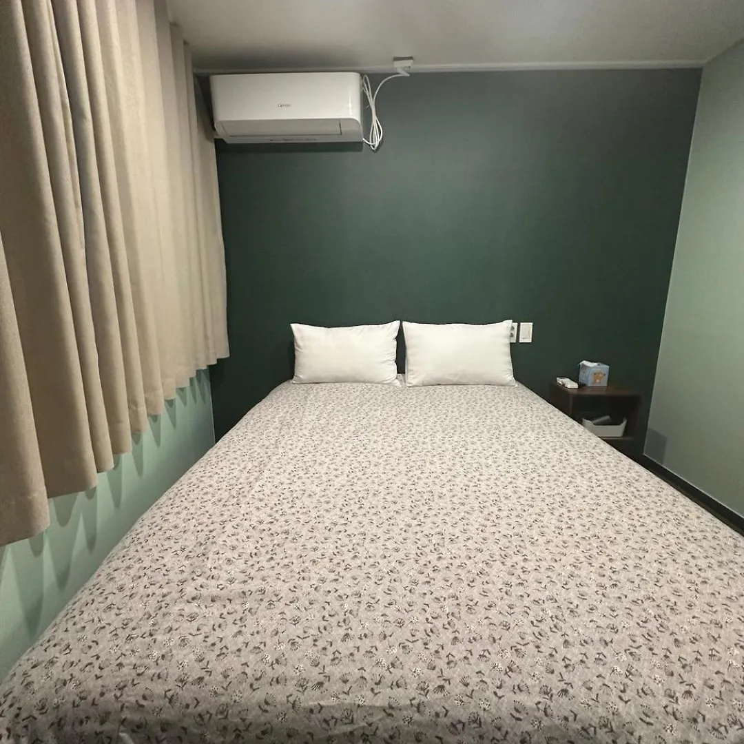 Guest house R Guesthouse Jongmyo Seoul
