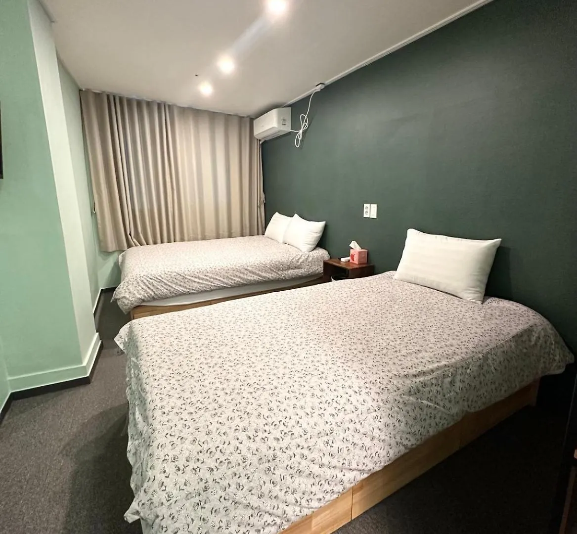 Gasthof R Guesthouse Jongmyo Seoul