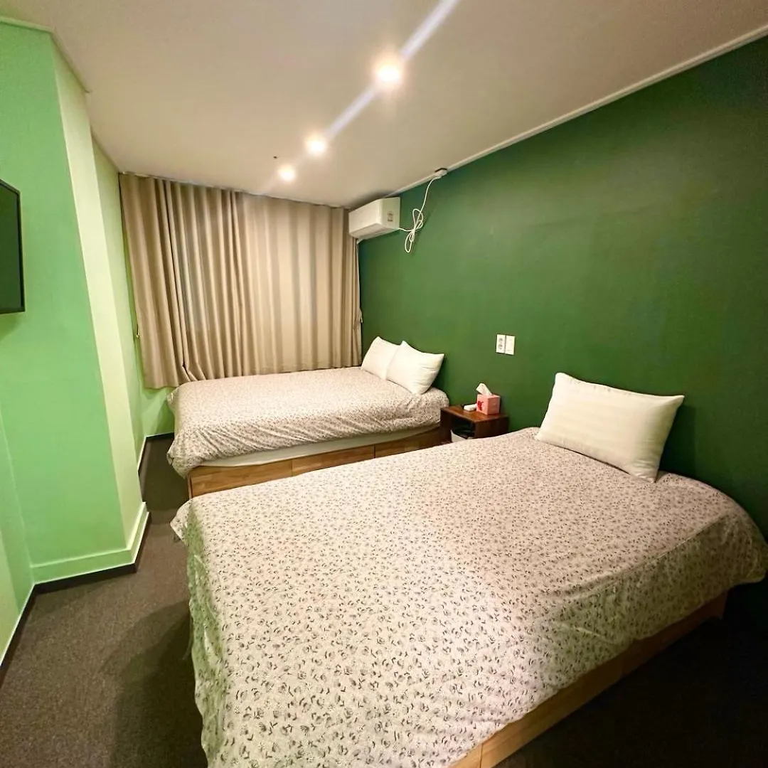 R Guesthouse Jongmyo Seoul