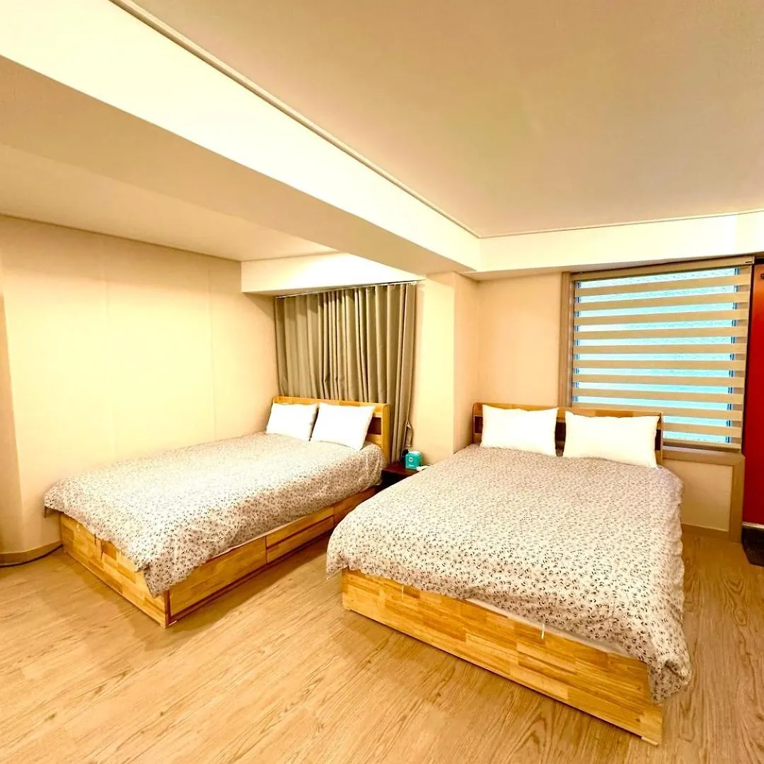 R Guesthouse Jongmyo Seoul South Korea