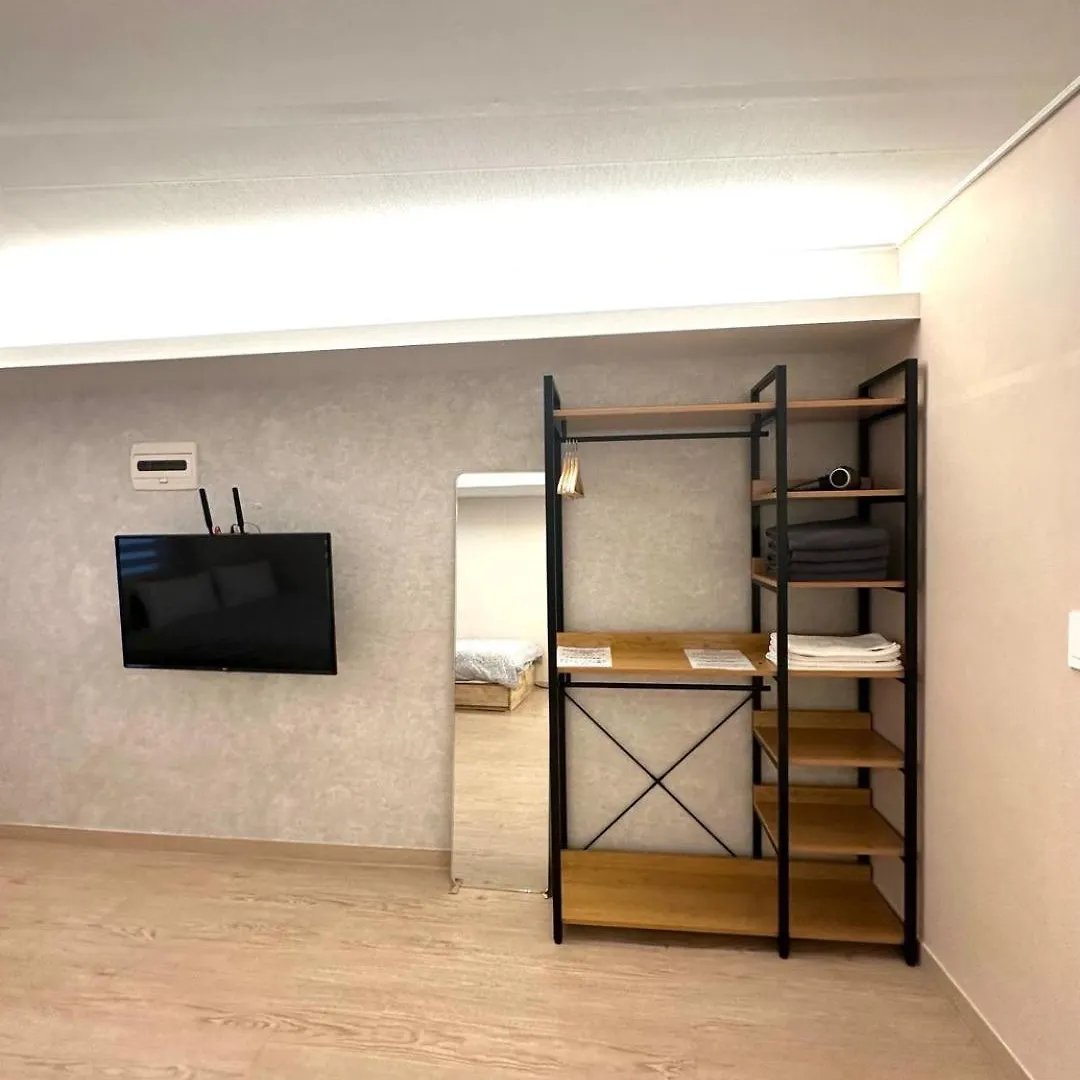 R Guesthouse Jongmyo سيول