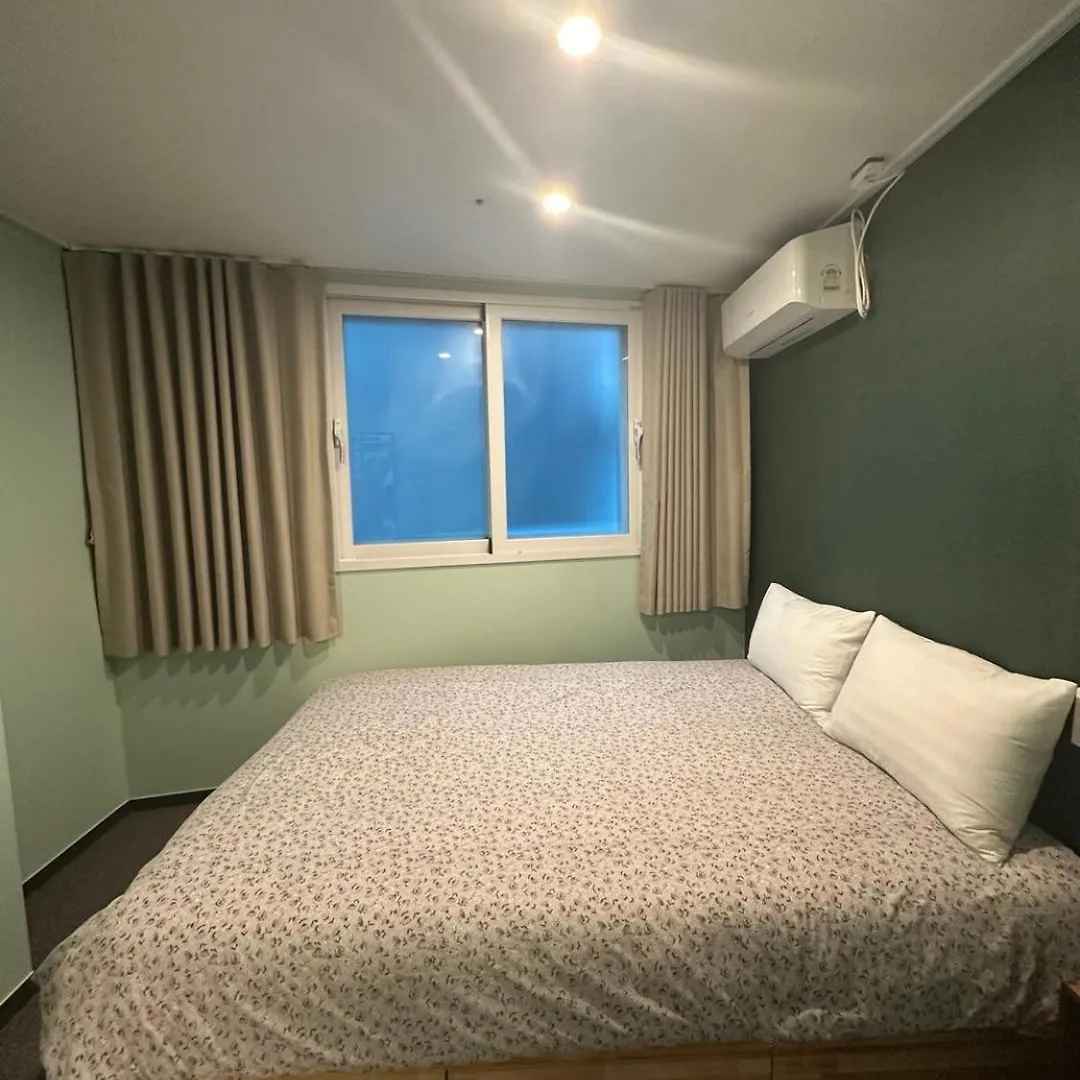 R Guesthouse Jongmyo سيول بيت ضيافة
